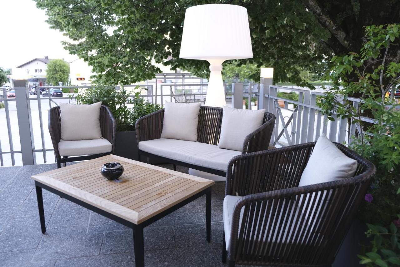 Boutique Hotel De L'Ecu Vaudois Begnins Екстериор снимка